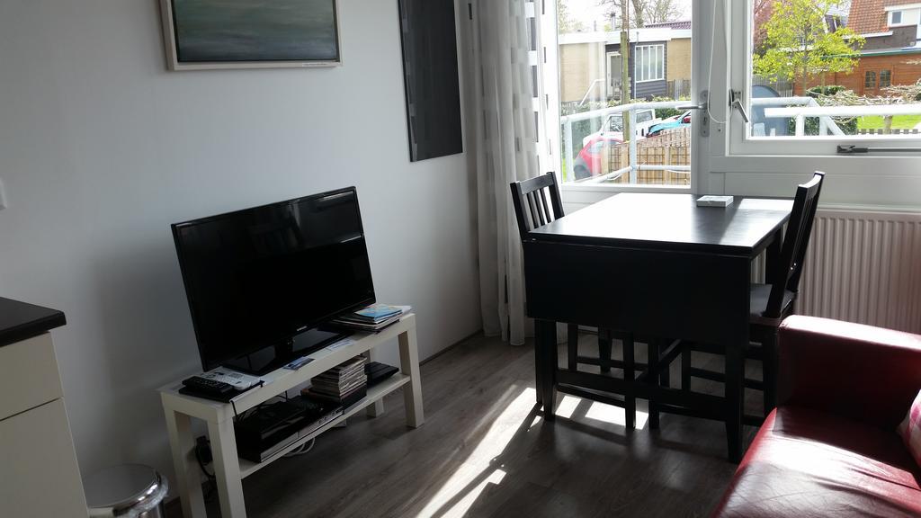 Homestay Bij Aelita Den Burg Εξωτερικό φωτογραφία