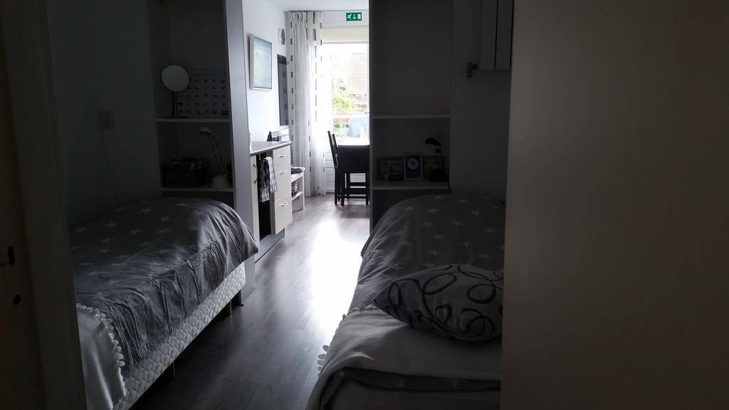Homestay Bij Aelita Den Burg Εξωτερικό φωτογραφία